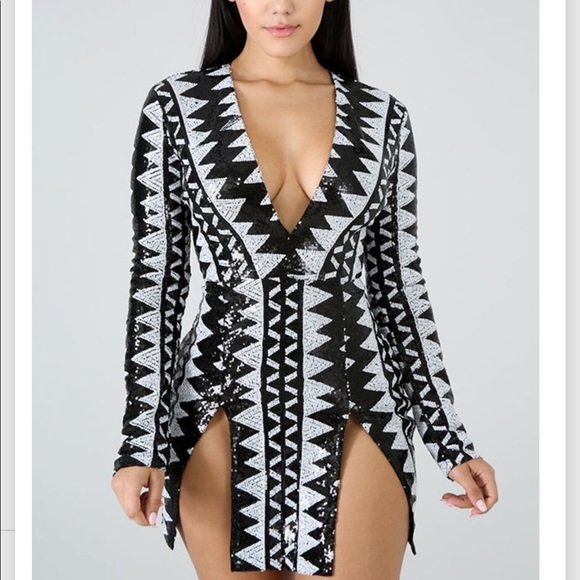 Sexy dress - Picture 2 of 4